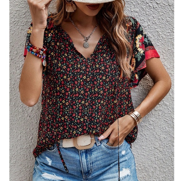 Black Floral Printed Boho Short Sleeve Shirt - Picture 1 of 8